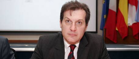 El fiscal anticorrupcin Manuel Garrido renunci a su cargo.